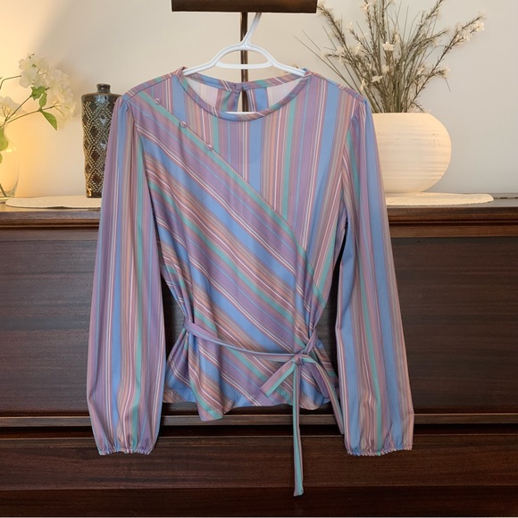 Vintage 70's Pastel Striped Women's Blouse, Size Medium - Picture 2 of 10